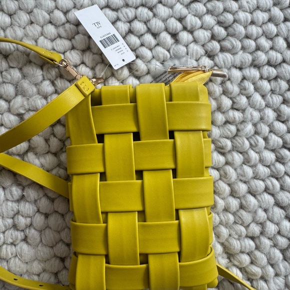 Anthropologie Yellow Woven Crossbody Bag - Picture 6 of 10